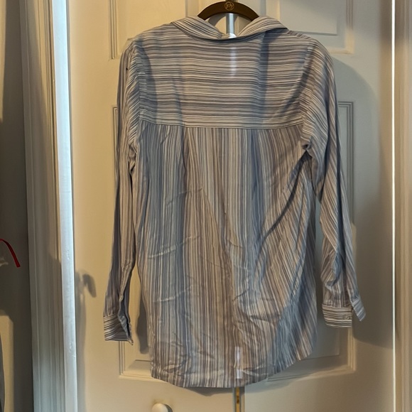 Athleta button down - Picture 4 of 5